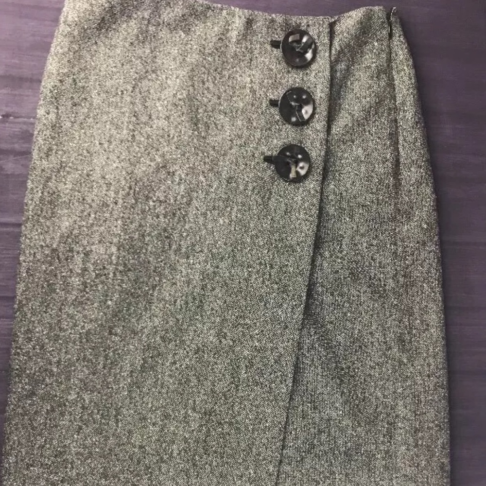 Dana Buchman 2 Gray Long Straight Skirt 3 button